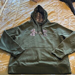 Under Armour Men's Olive Green Camo Hoodie XL